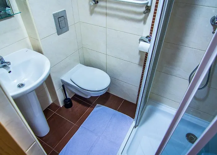 Wynajem Pokoi Mariusz Bieganski *